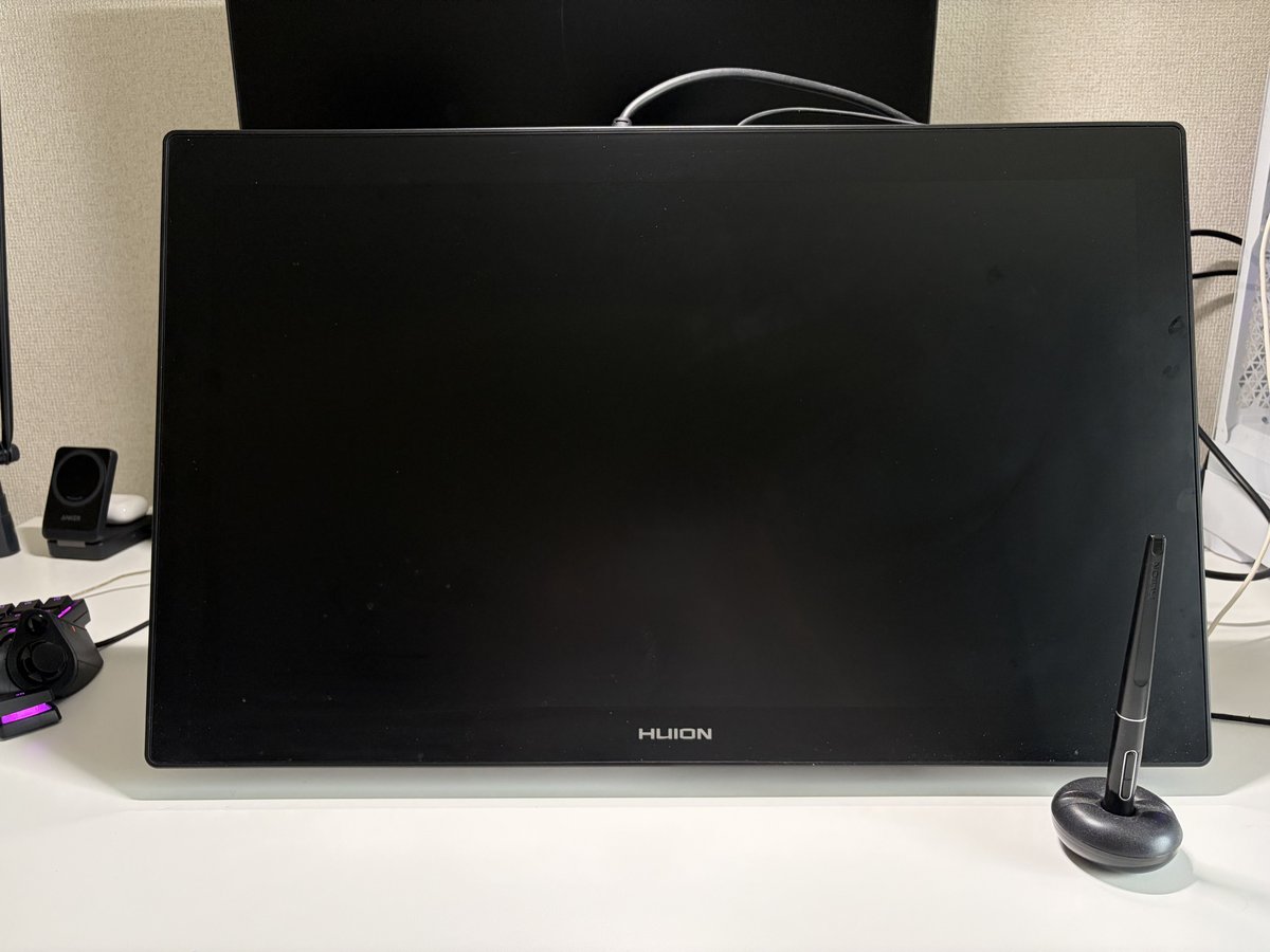 Featured image of post Huion Kamvas Pro 24 (4K) レビュー｜大きい液タブにステップアップして変わったこと